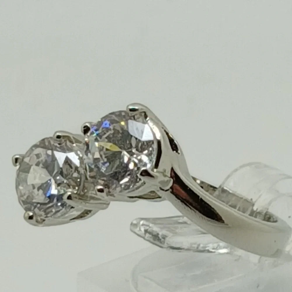 Size 10 Vintage 1990s Two Stone Round Cubic Zirconia Bypass Ring Silver Tone NOS